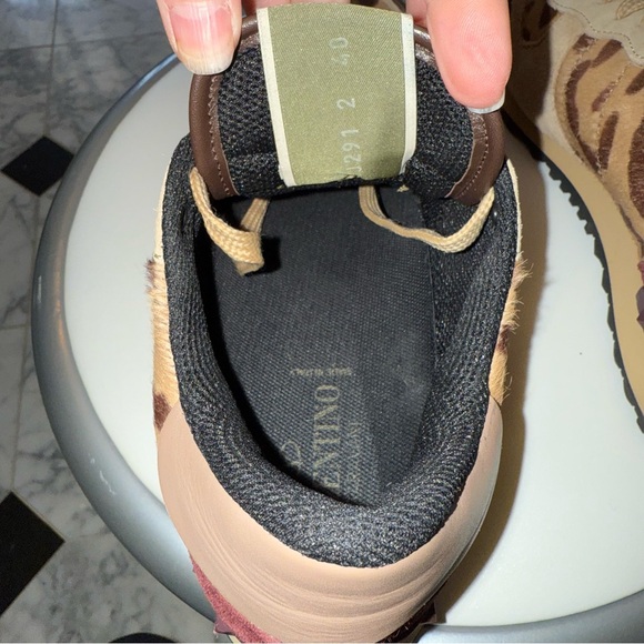 Valentino Calf Hair Suede Leopard Print Womens Rockrunner Sneakers - Picture 10 of 12